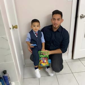 Meet your Posher, Josue